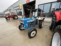 Ford 3000-2