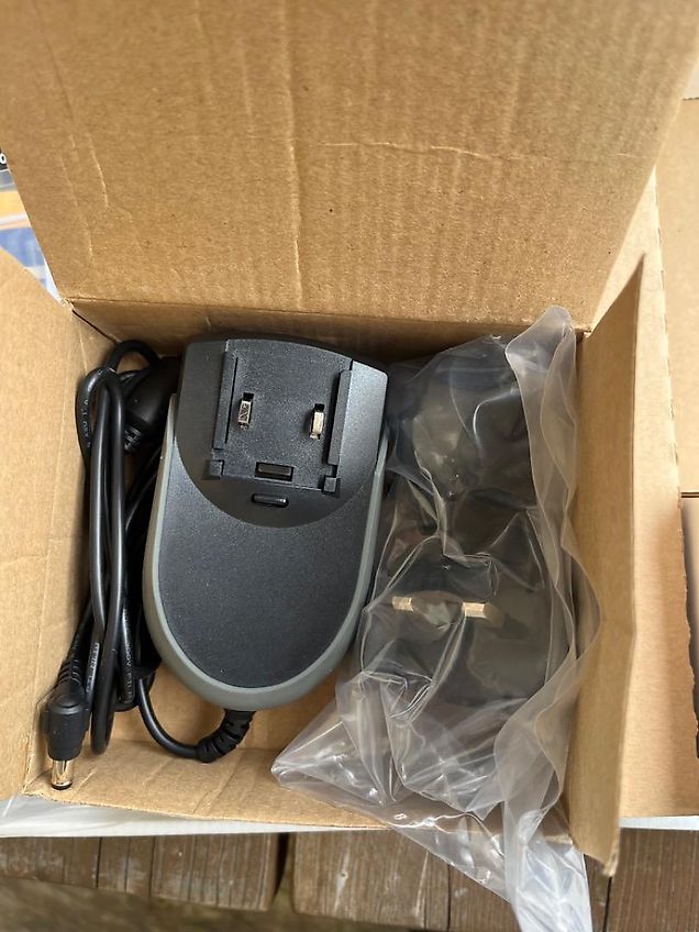 Trimble Nomad 800 LC BT`802/GPS/Camera, Gelb, Akku ist etwas altersschwach