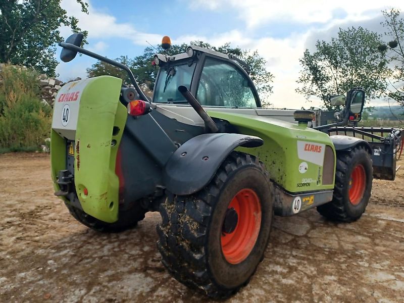Claas Scorpion 9040 Varipower