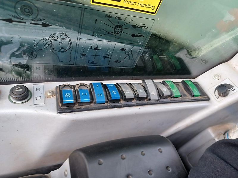 Claas Scorpion 9040 Varipower