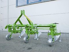 Bomet Jäthacke-Häufler / Hoe ridger / Butteuse / Rincalzatore assolcatore / Полольник-окучник / Прополювач / Pielniko-obsypnik Norma P475