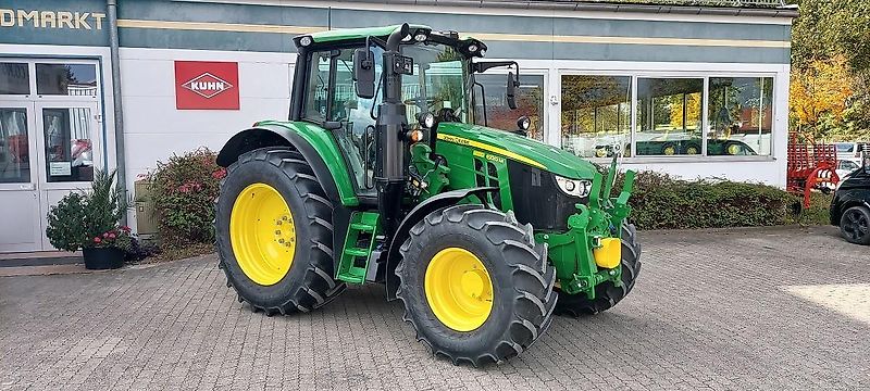 John Deere 6120M + 623R Frontlader