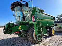 John Deere T550