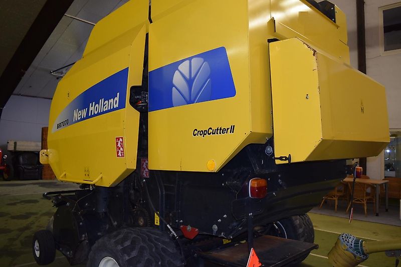 New Holland BR 7070 Crop Cutter II