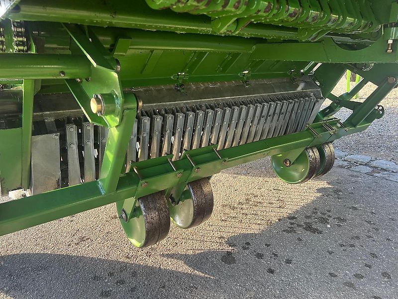 Krone Titan 6/48 GL All In im guten Zustand - mit zusätzlichen Tasträdern hinter der Pick-Up