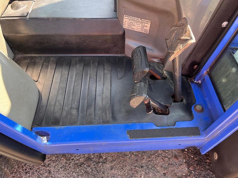 Iseki Iseki TM 3215 AHLK Kommunaltraktor Schlepper Winterdienst Traktor