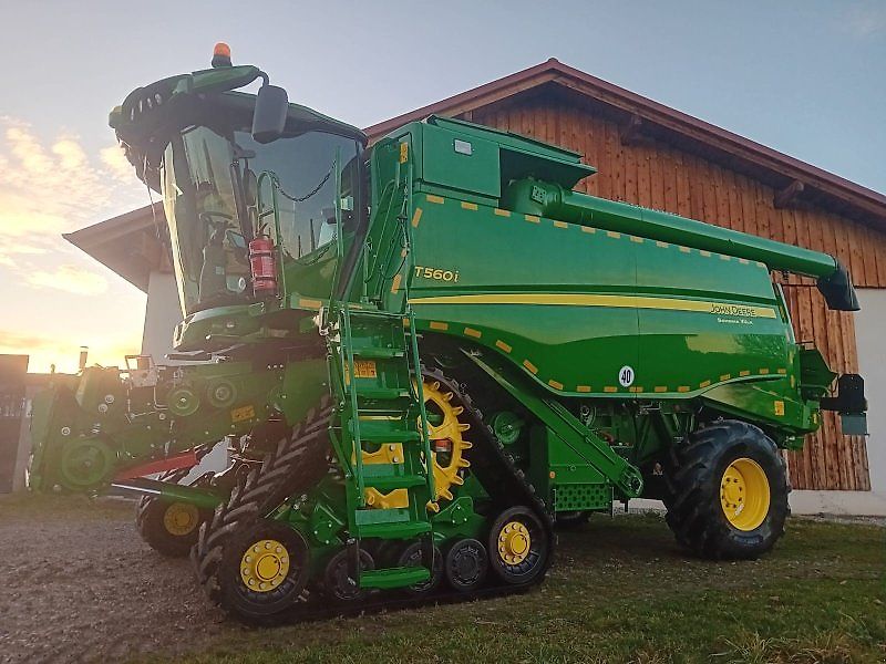 John Deere T 560 i
