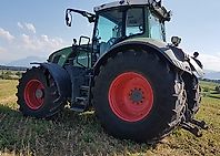 Fendt 824 Vario SCR Profi Plus Fendt 824 Vario SCR Profi Plus