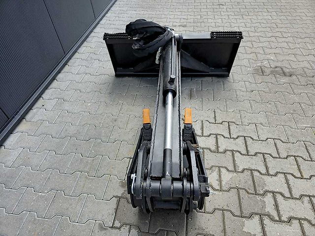 Rhino-cross Backhoe arm