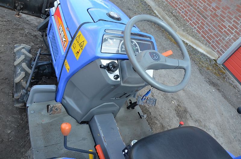 Iseki TM 3160 m. Zusatzgeräten