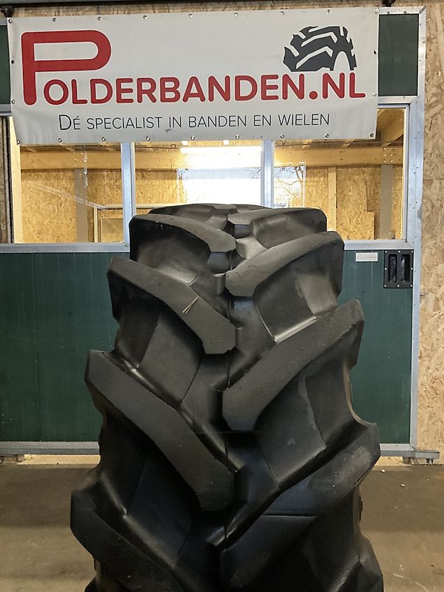 Pirelli TM700 HS 520/70R30 147D