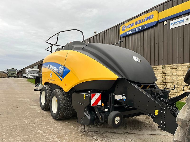 New Holland Agriculture New Holland BB1290 Plus Square Baler For Sale