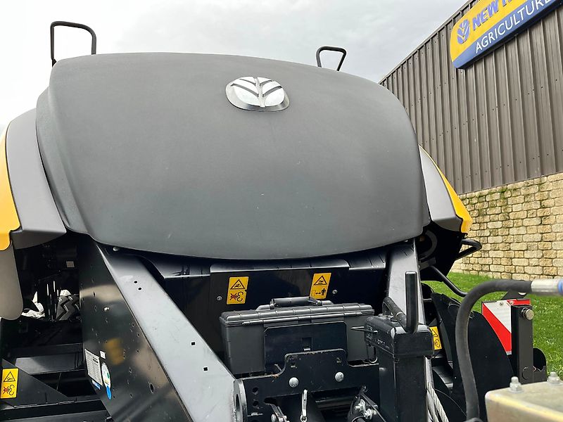 New Holland Agriculture New Holland BB1290 Plus Square Baler For Sale