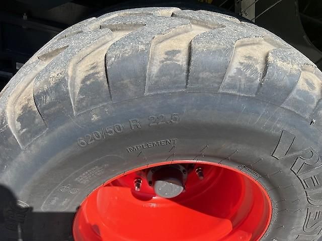 Claas Quadrant 5200 FC Vollausstattung