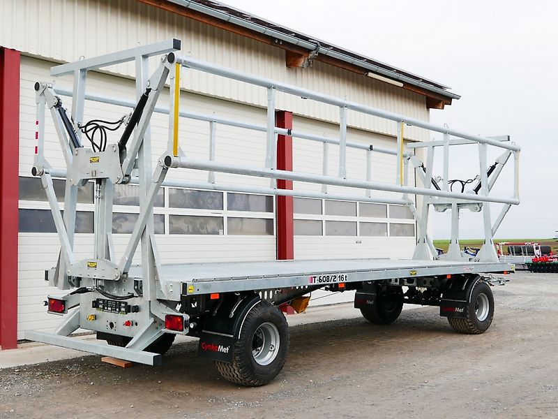 CynkoMet Ballenwagen BW 16 t H2 (Hydraulische Ladungssicherung) Strohwagen