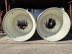 2 Velgen 20x28 8 GTS AS 290 ET 30 Boutgat 16 mm