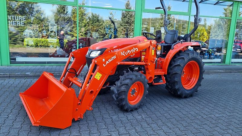 Kubota L1-382 H Frontlader