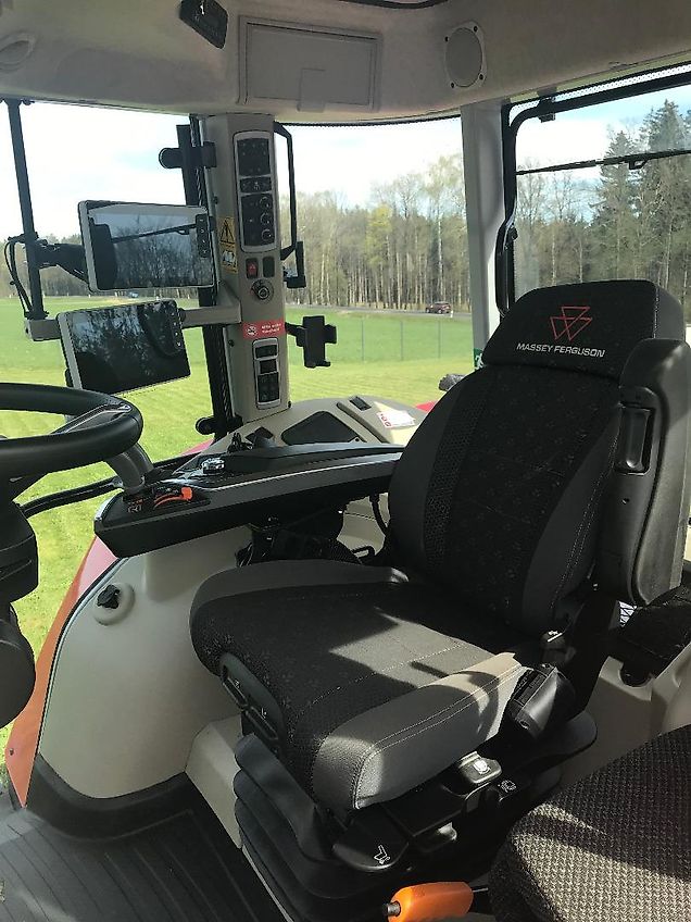 Massey Ferguson MF 7S210 Dyna-VT