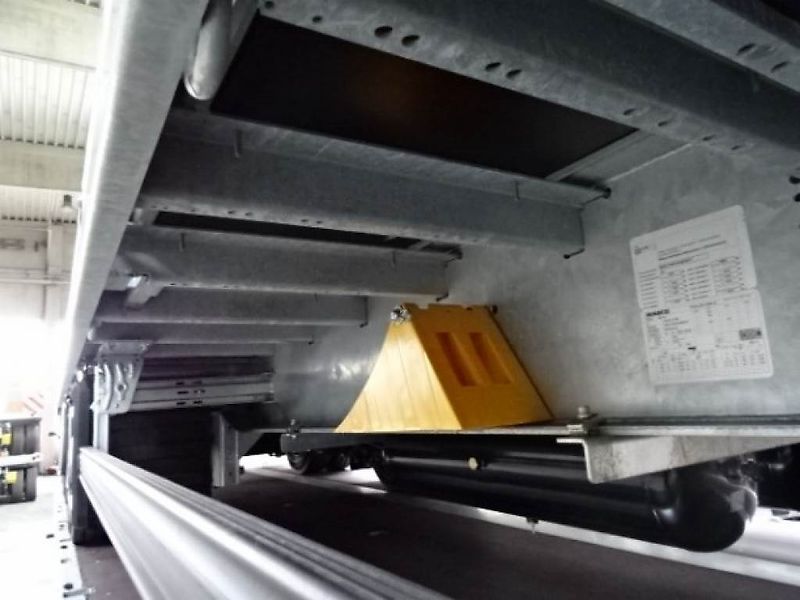 Möslein T 3 Plato 10,5 m 3 Achs Jumbo- Plato- Anhänger 10