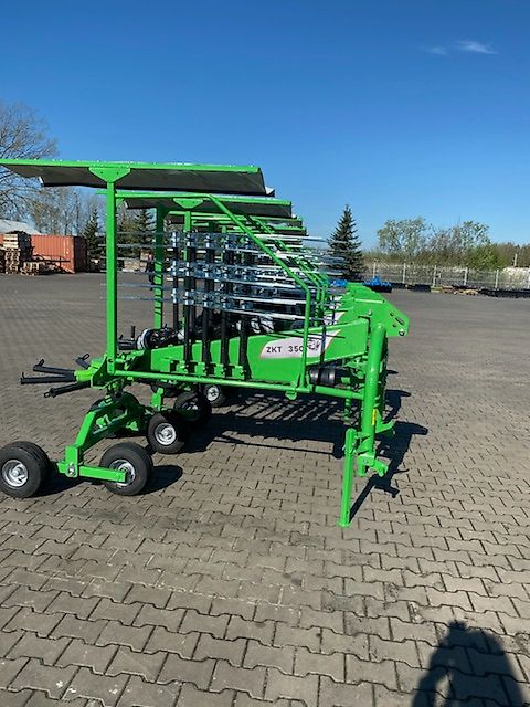 D&D Landtechnika Schwader / Kreiselschwader 3,5m / NEU