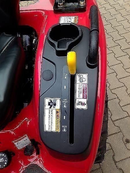 Branson 1905 H mit Frontlader BL 90