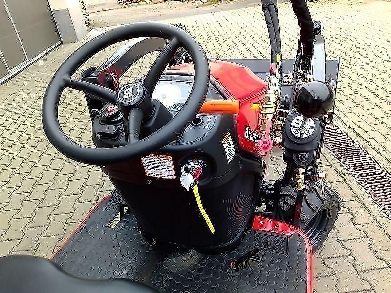 Branson 1905 H mit Frontlader BL 90