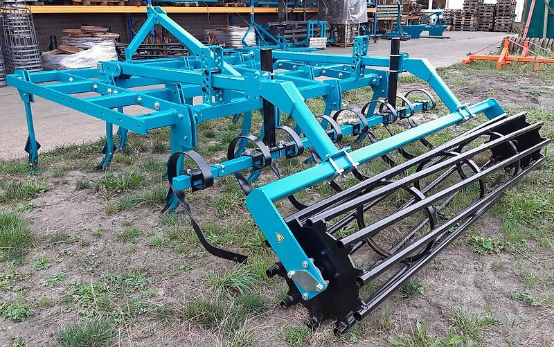 BM Maschinenbau Grubberumbau Generalüberholung, Nachrüstung mit Walze u./o. Zustreicher, Lackierung