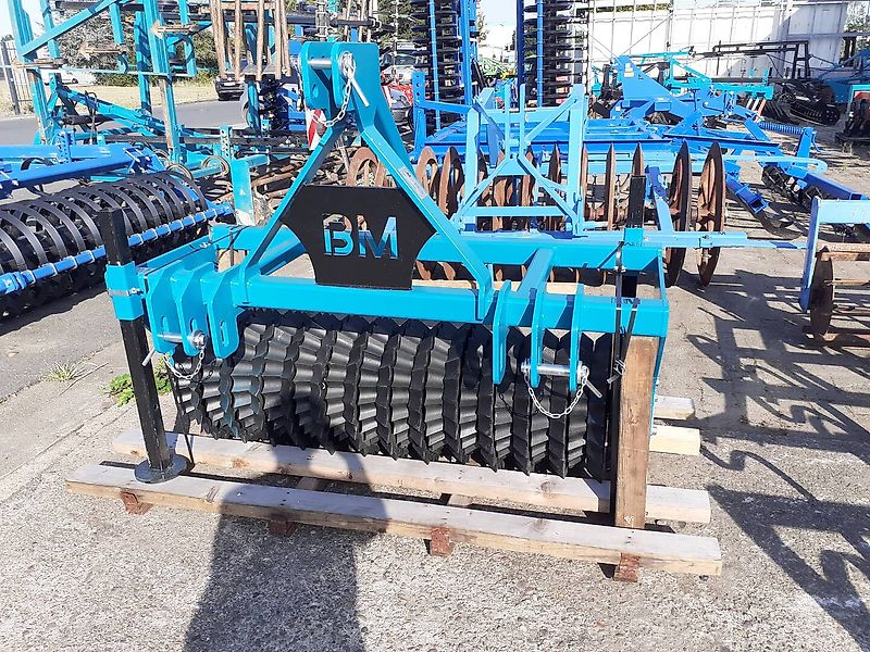 BM Maschinenbau Frontpacker Sonderposten 1,5m Zahnwalzringe Zahnringwalze 450/500