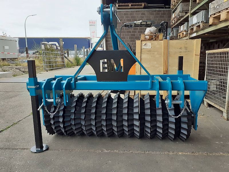 BM Maschinenbau Frontpacker Sonderposten 1,5m Zahnwalzringe Zahnringwalze 450/500
