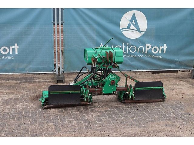 Ransomes Mounted 214 Verticut