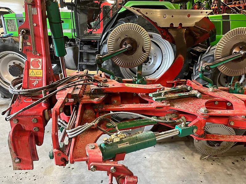 Kverneland EG 100-300 5 schaar