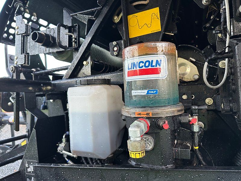 Case IH RB 545 Siloballen Presse Heu Stroh Iso-Bus 25 Messer