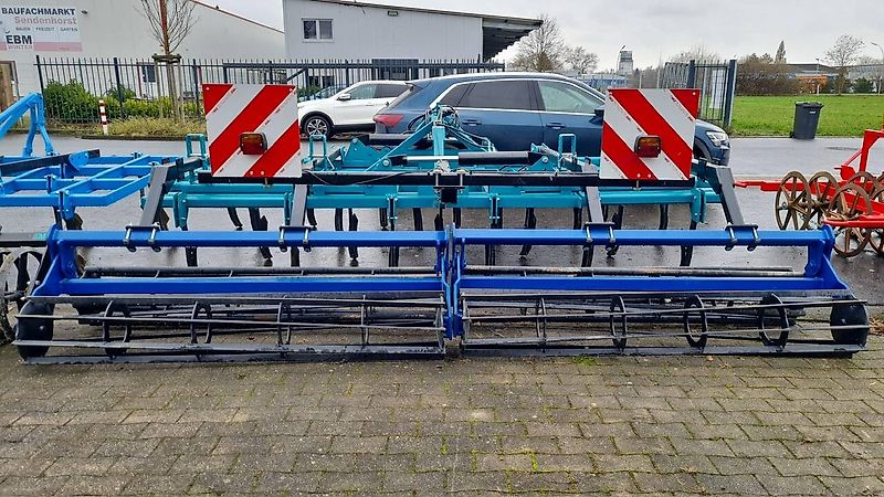 BM Maschinenbau Grubber 4-Balkig 4,5m Arbeitsbreite inkl. Tandemwalzen, hydraulisch, Gebrauchtmaschine aus 2023