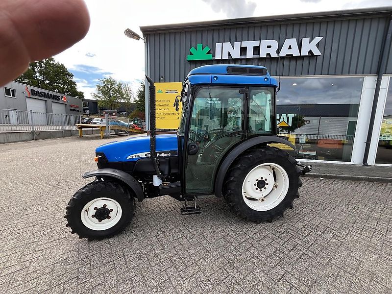 New Holland TN75NA