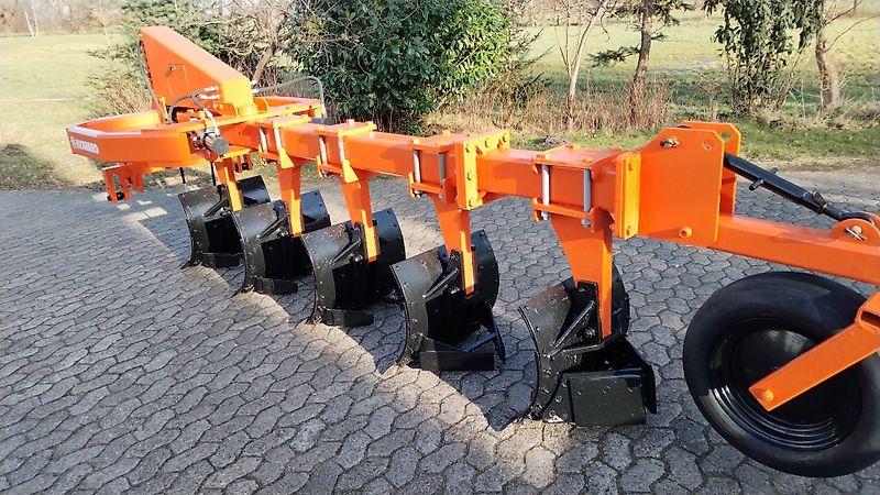 Howard Howard Howard SP6 Schwenkpflug mit 265 cm Arbeitsbreite Gummistützrad mit hydraulischer Verstellung Pakerarmen für Schlepperleistungen um 200 PS sehr gut zur hohen Leistung der Swingplog für Kein Krone Lemken oder sonstiger Schwenkpflug leichte sandige &