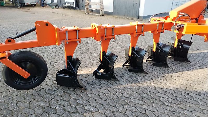 Howard Howard Howard SP6 Schwenkpflug mit 265 cm Arbeitsbreite Gummistützrad mit hydraulischer Verstellung Pakerarmen für Schlepperleistungen um 200 PS sehr gut zur hohen Leistung der Swingplog für Kein Krone Lemken oder sonstiger Schwenkpflug leichte sandige &