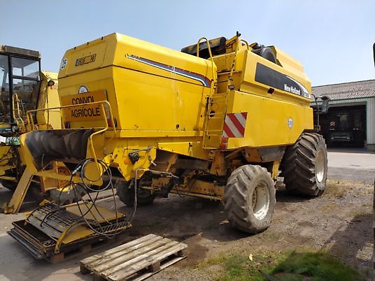 New Holland TX63 - TX65