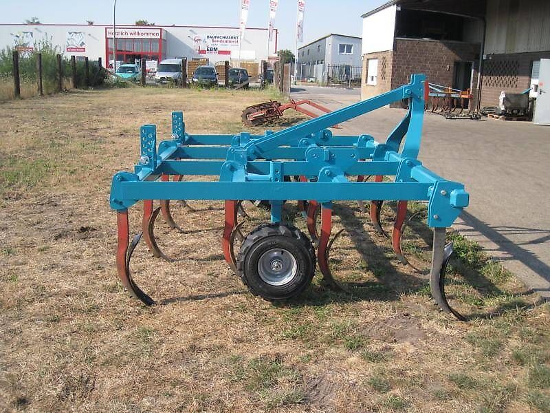 BM Maschinenbau Grubber 3m, 3-Balkig, Inkl. Stützräder GENERALÜBERHOLT ohne Nachläufer