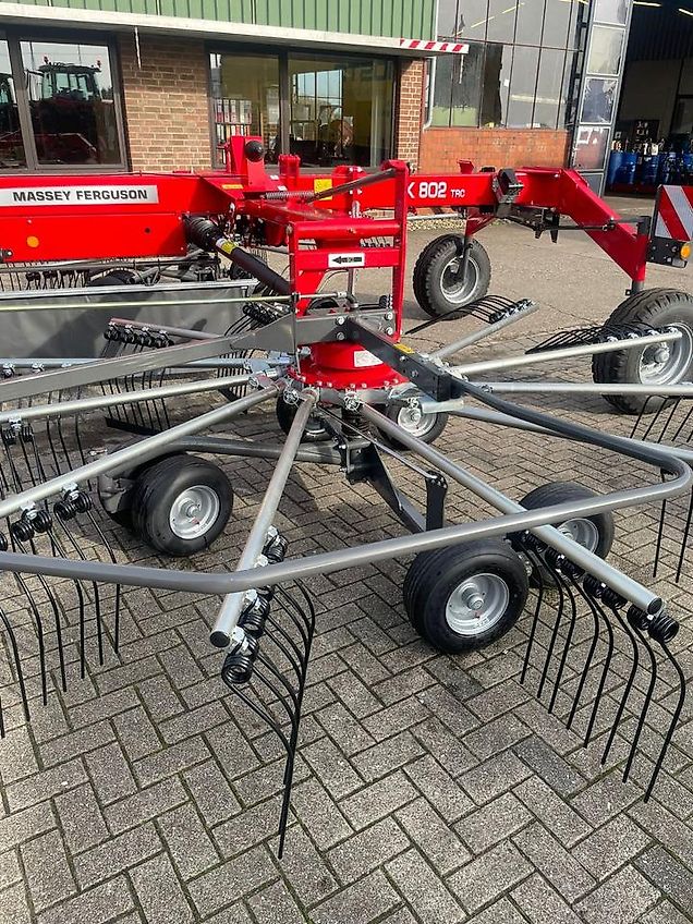 Massey Ferguson Schwader RK 802 TRC