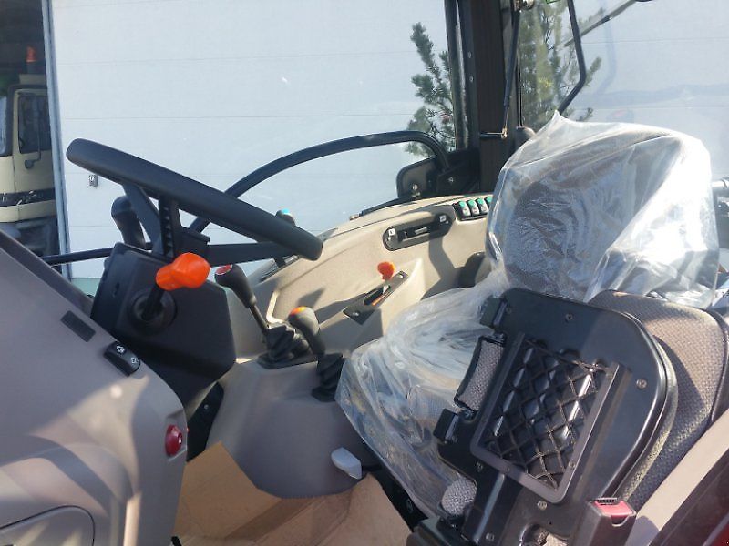 Case IH Farmall 65 A + Frontlader Quicke X 2 S