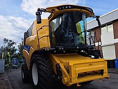New Holland CX 8.70