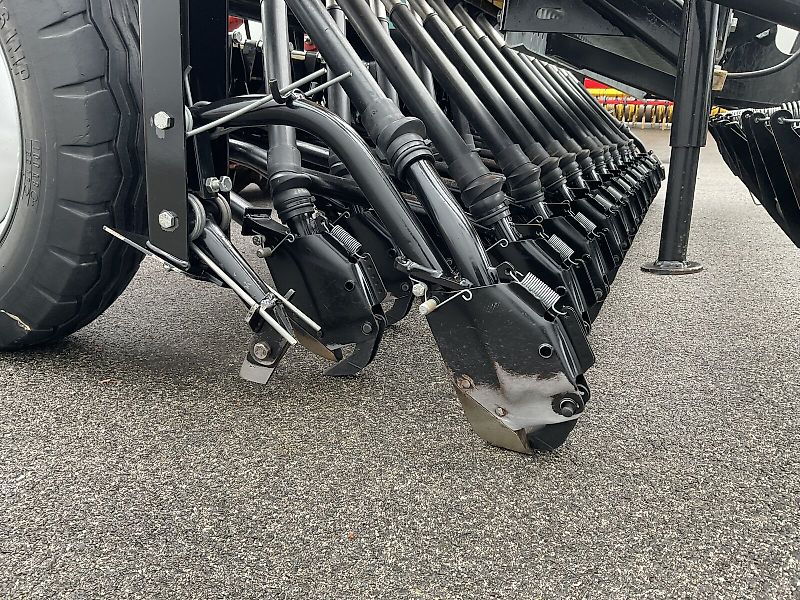 Regent Orbit- M 3000 und Vitasem 300 Drillmaschine