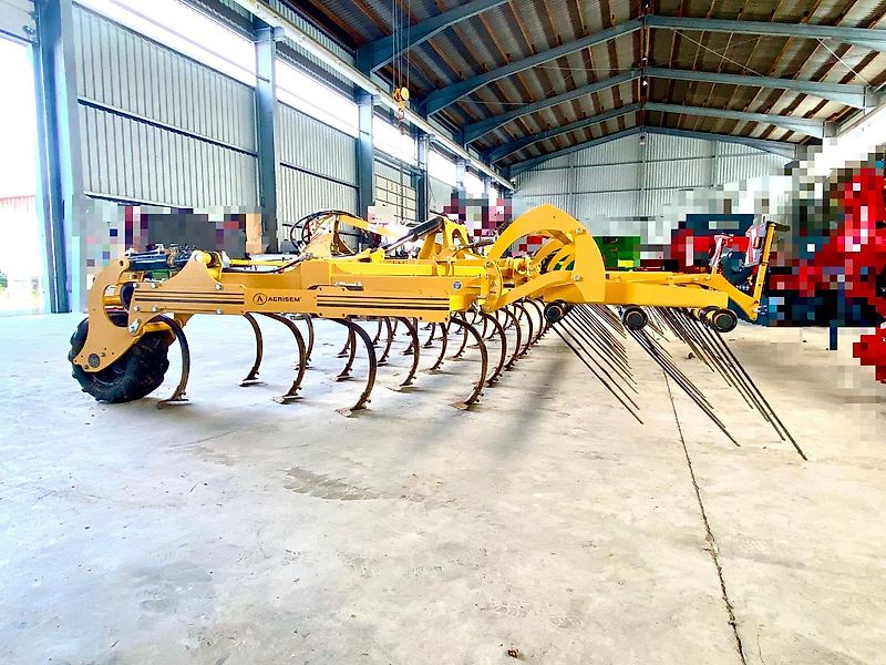 AGRISEM Biomulch Flachgrubber 6 m ohne Walze Angebaut Vorführmaschine