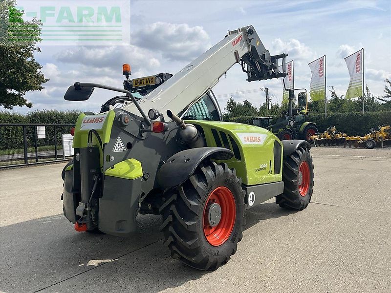 Claas SCORPION 7044