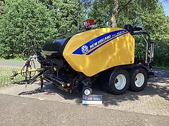 New Holland Roll Baler 125