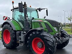 Fendt 718 Vario S4 Profi Plus