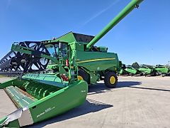 John Deere T670i