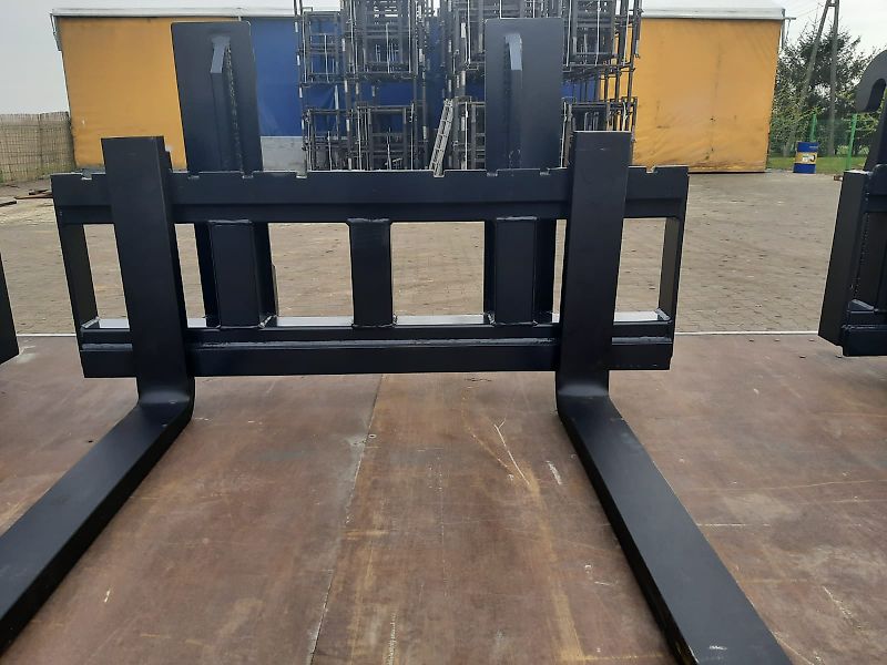 Manitou Palettengabeln / pallet forks FEM 2A 2500 kg