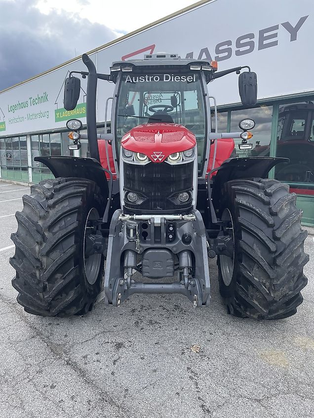 Massey Ferguson MF 7S.210 Dyna-VT Exclusive