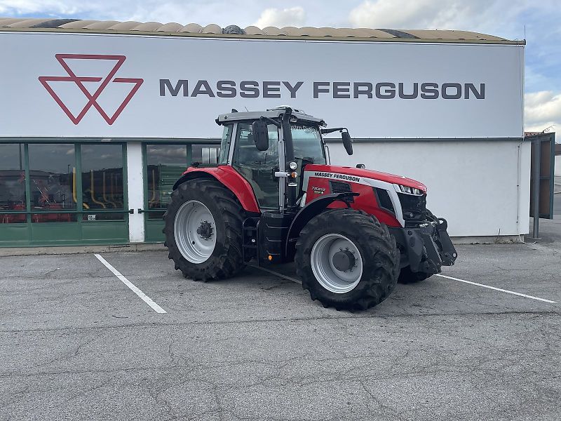 Massey Ferguson MF 7S.210 Dyna-VT Exclusive